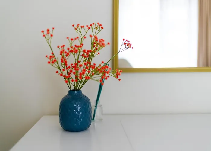 Feels Like Premium By Bookinghost *