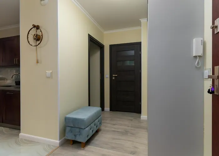 Feels Like Premium By Bookinghost * 弗罗茨瓦夫