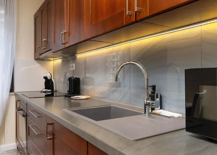 Feels Like Premium By Bookinghost 弗罗茨瓦夫